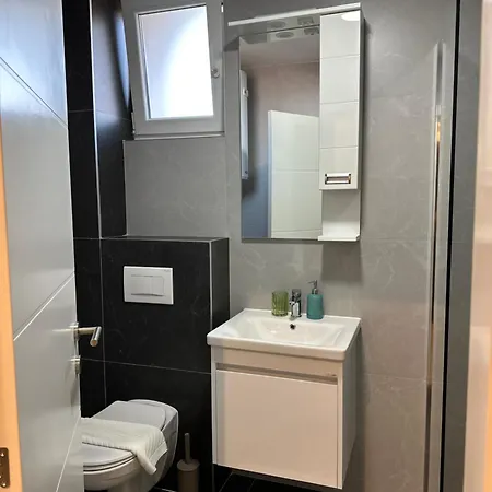 Mila Apartment *